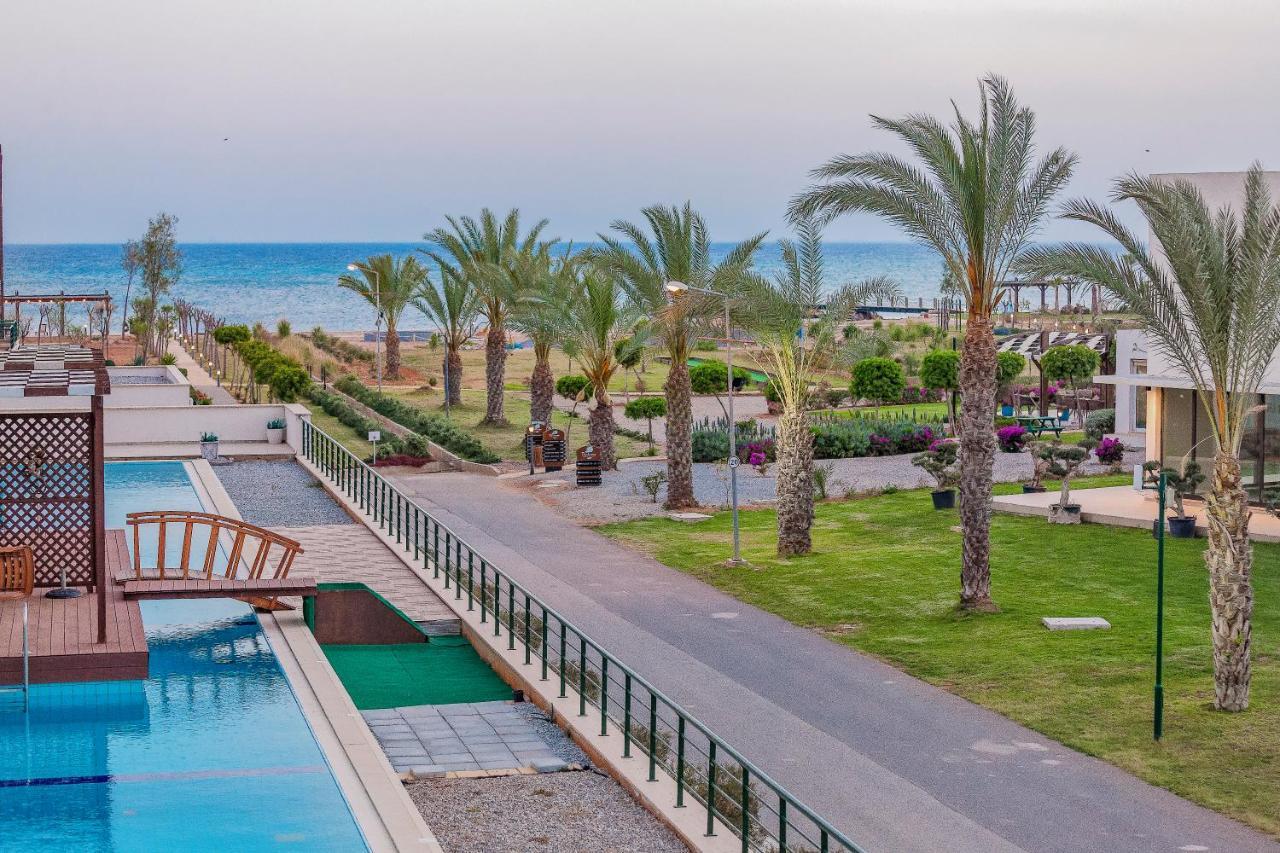 Thalassa Beach Family & Waterpark Resort Vokolidha Ngoại thất bức ảnh