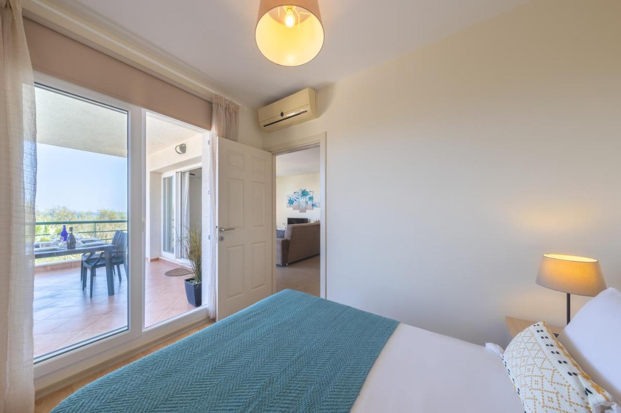 Thalassa Beach Family & Waterpark Resort Vokolidha Ngoại thất bức ảnh